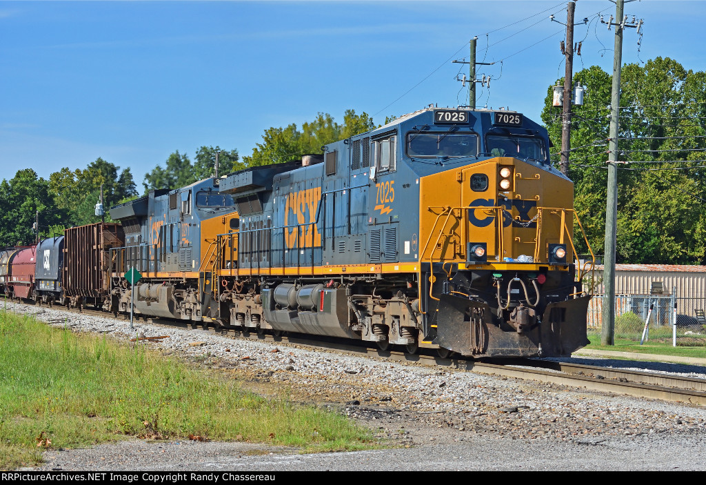 CSXT 7025 M692-12